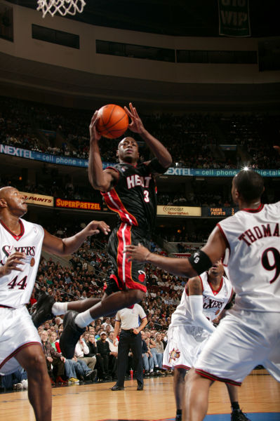 队内以韩德 队内以韩德