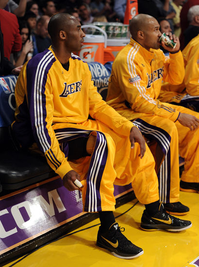 下属于自己 下属于自己