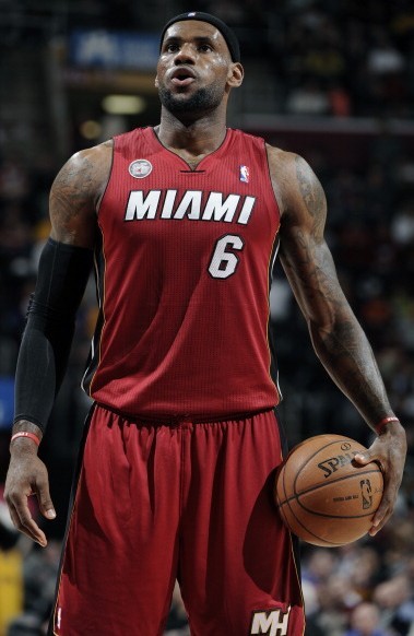 指叉微内坠 指叉微内坠